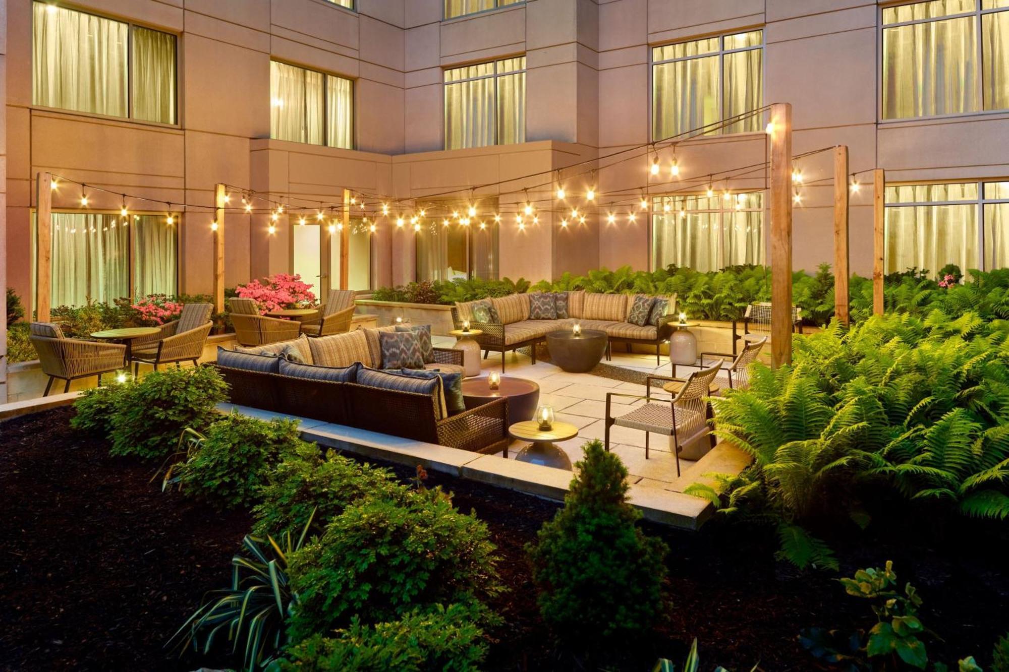 Hotel Courtyard By Marriott Washington, D.C./Foggy Bottom Exterior foto
